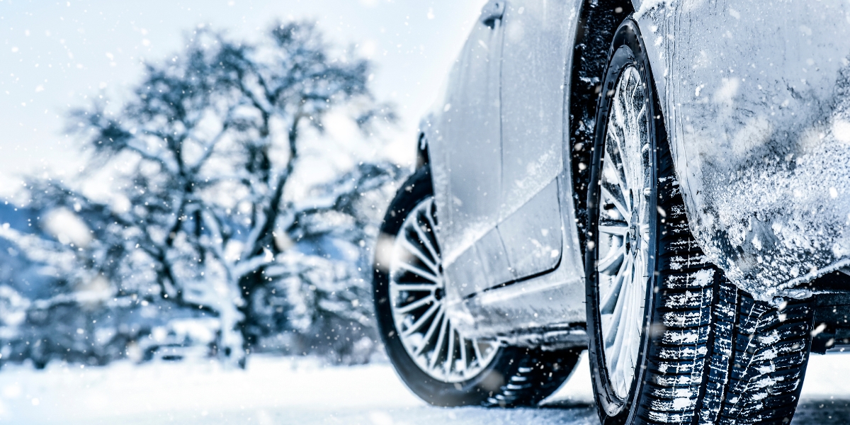 Préparez votre voiture pour les vacances d’hiver : 4 conseils essentiels de professionnels
