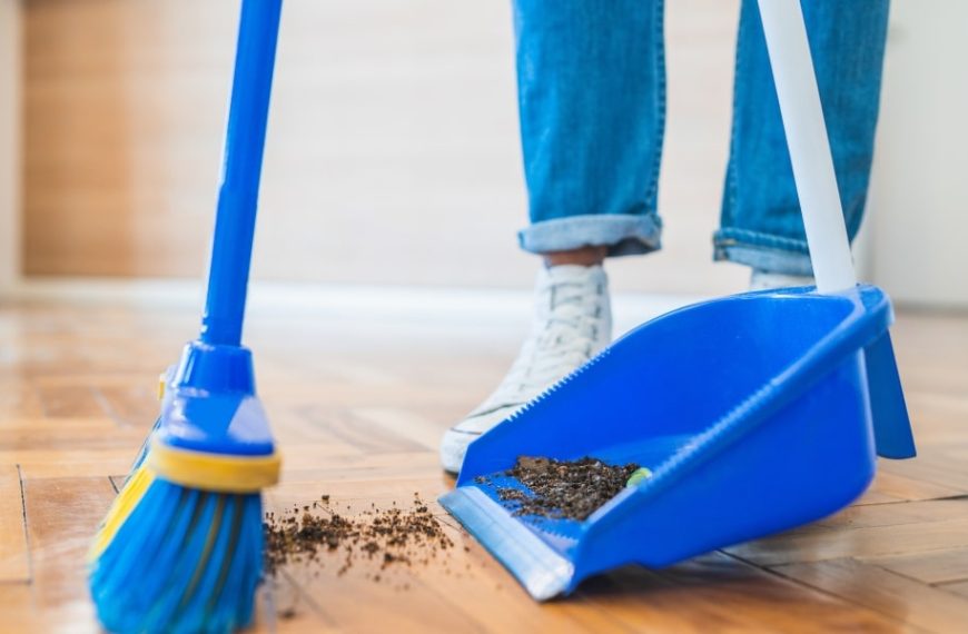 Nettoyez votre terrasse avant le printemps : découvrez les gestes pratiques à adopter