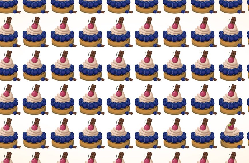 Visual test: one dessert has gone wrong, but which one?