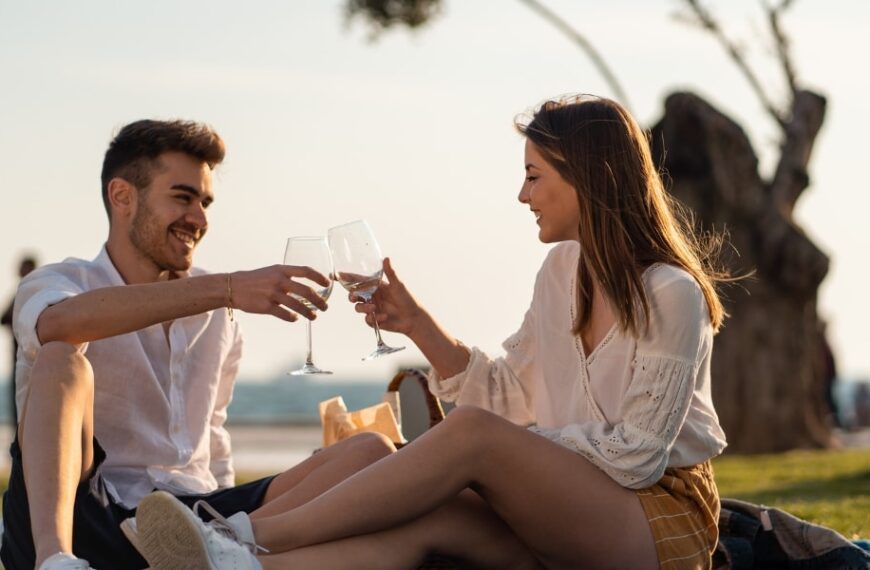 Horoscope du jour du dimanche 30 juin 2024 : ces 4 signes astro vont faire une très belle rencontre aujourd'hui