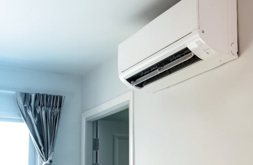 Faut-il débrancher la climatisation de la prise ou laisser tourner : conseils pour gérer votre climatiseur à la maison