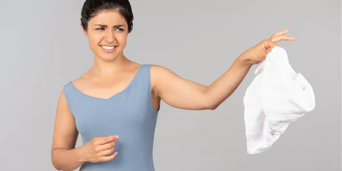 3 astuces infaillibles pour dire adieu à l'odeur d'humidité des serviettes de maison