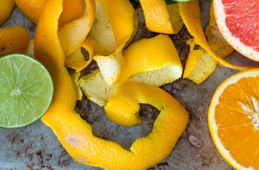 Découvrez comment créer votre désinfectant naturel avec des pelures d'orange pour une maison saine et parfumée !