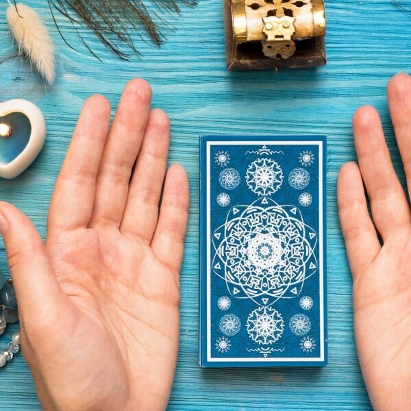 Prévisions astrologiques et tirage de tarot du 17 août 2024 : Découvrez votre avenir avec le tarot et l'astrologie