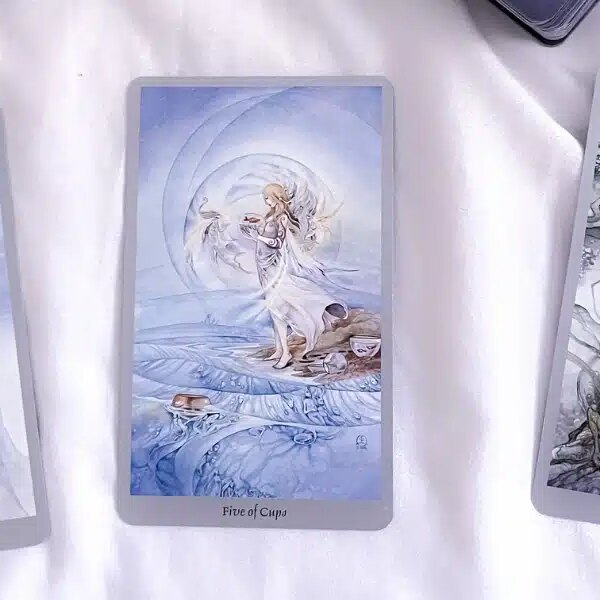 Prévisions astrologiques et tarot du 18 août 2024 : Exploration des énergies célestes et guidance universelle