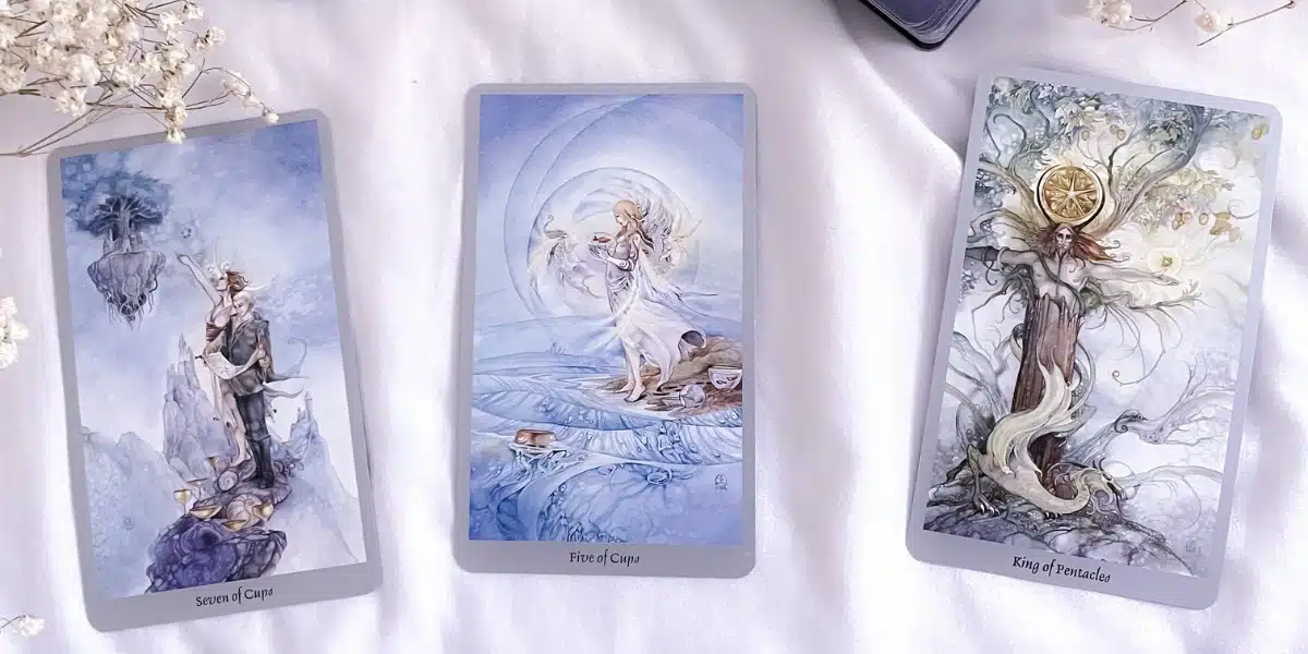 Prévisions astrologiques et tarot du 18 août 2024 : Exploration des énergies célestes et guidance universelle