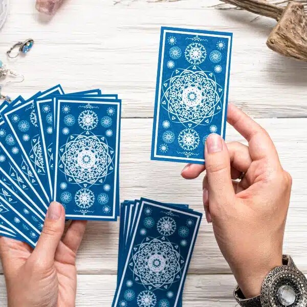 Prévisions astrologiques du 03 août 2024 : tirage de tarot et énergies universelles