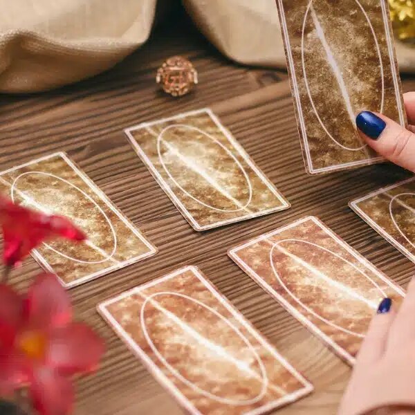 Prévisions astrologiques du 27 août 2024 basées sur un tirage de tarot pour un développement personnel et spirituel