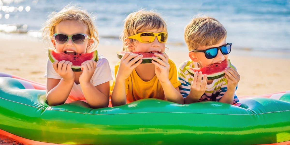 Découvrez nos conseils pour choisir les collations de plage parfaites afin de rester en forme cet été