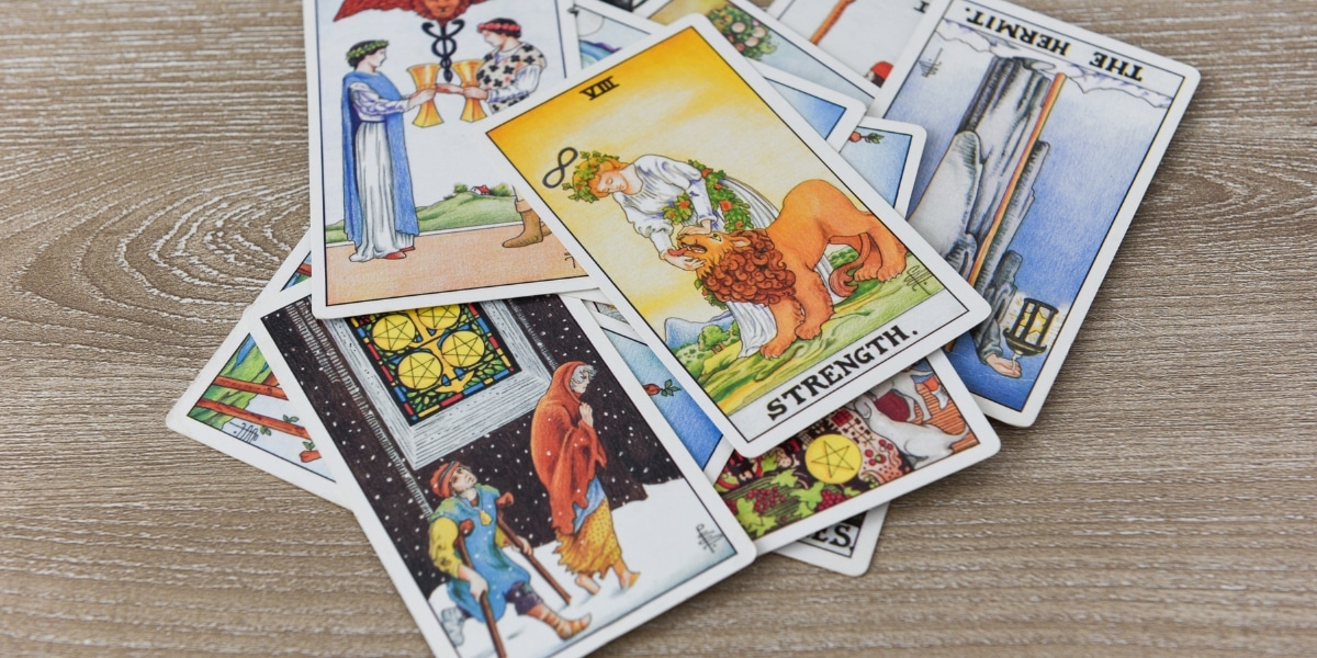 Découvrez l'influence des astres sur votre journée du 08 août 2024 grâce au tarot : Conseils et prévisions pour chaque signe !