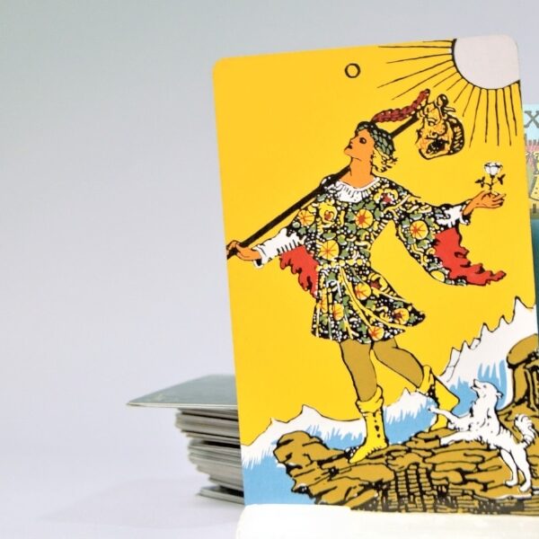 Découvrez les secrets du cosmos : Prévisions astrologiques du 15 août 2024 à travers les yeux du tarot