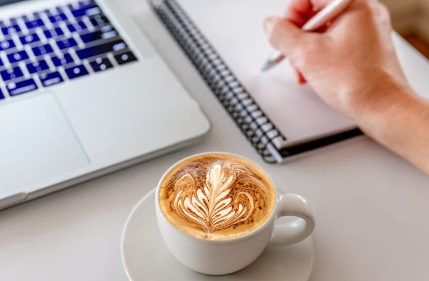 Découvrez pourquoi dire adieu à votre café matinal pourrait transformer votre journée : conseils pour changer vos habitudes