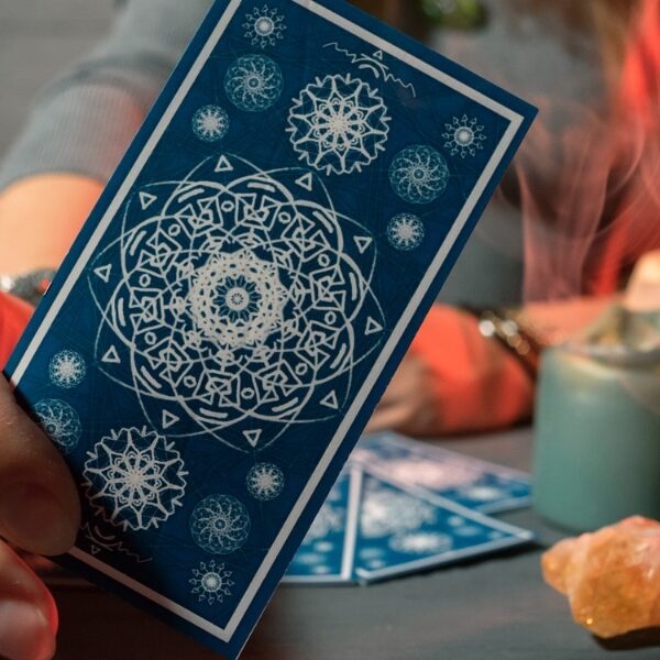 Prévisions tarot semaine du 26 août au 1er septembre 2024 : Transitions, révélations et croissance personnelle