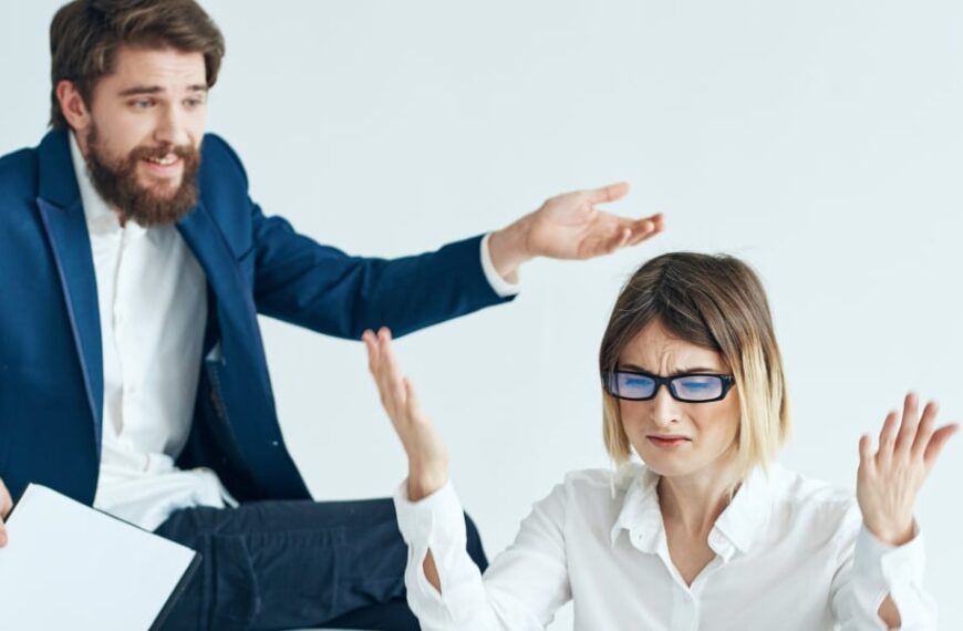 Ces 3 signes du zodiaque devraient éviter les conflits au travail le 20 janvier 2025 !